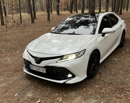 Белый Тойота Камри, объемом двигателя 2.49 л и пробегом 152 тыс. км за 21000 $, фото 3 на Automoto.ua
