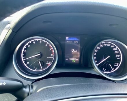 Белый Тойота Камри, объемом двигателя 2.5 л и пробегом 104 тыс. км за 21900 $, фото 10 на Automoto.ua