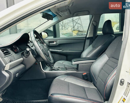 Белый Тойота Камри, объемом двигателя 2.5 л и пробегом 93 тыс. км за 16499 $, фото 15 на Automoto.ua