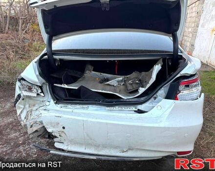 Білий Тойота Камрі, об'ємом двигуна 2.5 л та пробігом 169 тис. км за 11000 $, фото 10 на Automoto.ua