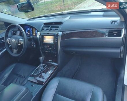 Белый Тойота Камри, объемом двигателя 2.49 л и пробегом 169 тыс. км за 16500 $, фото 18 на Automoto.ua