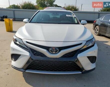 Тойота Камри 2017 в Днепре (Днепропетровске) на Automoto.ua Белый Тойота Камри, объемом двигателя 0 л и пробегом 94 тыс. км за 5845 $, фото 4 на Automoto.ua