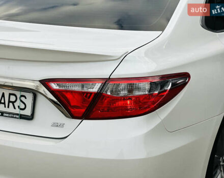 Белый Тойота Камри, объемом двигателя 2.5 л и пробегом 93 тыс. км за 16499 $, фото 5 на Automoto.ua