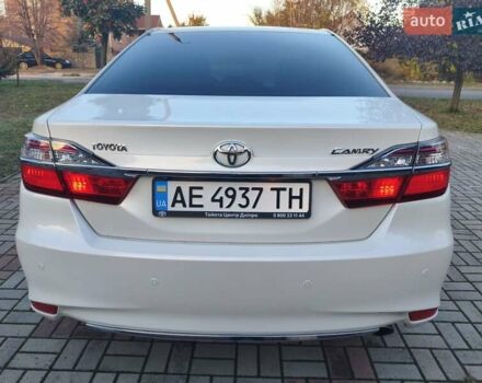 Белый Тойота Камри, объемом двигателя 2.49 л и пробегом 169 тыс. км за 16500 $, фото 4 на Automoto.ua