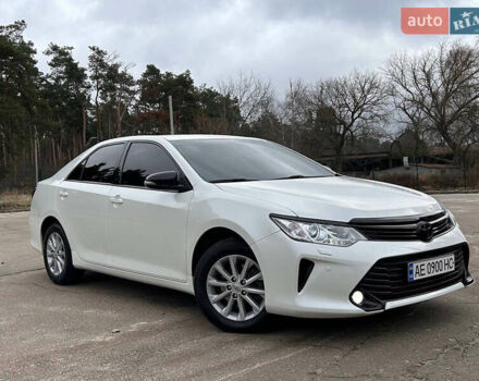 Белый Тойота Камри, объемом двигателя 2.49 л и пробегом 119 тыс. км за 20555 $, фото 65 на Automoto.ua