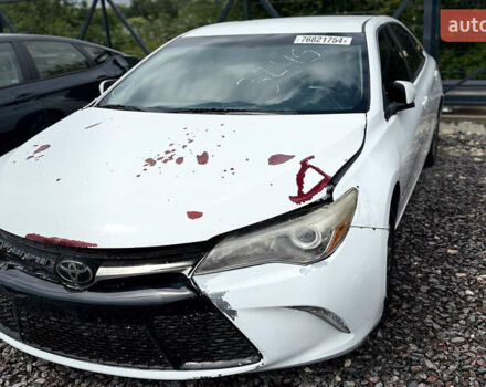 Белый Тойота Камри, объемом двигателя 2.5 л и пробегом 140 тыс. км за 11400 $, фото 2 на Automoto.ua