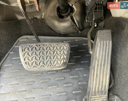 Білий Тойота Камрі, об'ємом двигуна 2.5 л та пробігом 187 тис. км за 21900 $, фото 12 на Automoto.ua