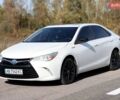 Білий Тойота Камрі, об'ємом двигуна 2.49 л та пробігом 150 тис. км за 15500 $, фото 1 на Automoto.ua