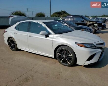 Тойота Камри 2017 в Днепре (Днепропетровске) на Automoto.ua Белый Тойота Камри, объемом двигателя 0 л и пробегом 94 тыс. км за 5845 $, фото 3 на Automoto.ua