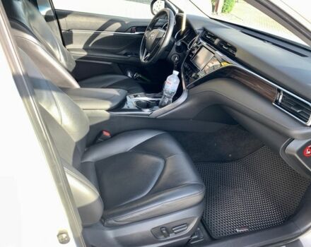 Белый Тойота Камри, объемом двигателя 2.5 л и пробегом 104 тыс. км за 21900 $, фото 9 на Automoto.ua