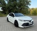 Белый Тойота Камри, объемом двигателя 2.49 л и пробегом 160 тыс. км за 18500 $, фото 1 на Automoto.ua