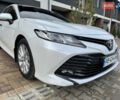 Тойота Камри 2017 в Черновцах на Automoto.ua Белый Тойота Камри, объемом двигателя 2.49 л и пробегом 80 тыс. км за 22900 $, фото 2 на Automoto.ua