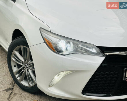 Белый Тойота Камри, объемом двигателя 2.5 л и пробегом 93 тыс. км за 16499 $, фото 11 на Automoto.ua