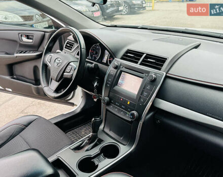 Белый Тойота Камри, объемом двигателя 2.5 л и пробегом 93 тыс. км за 16499 $, фото 33 на Automoto.ua