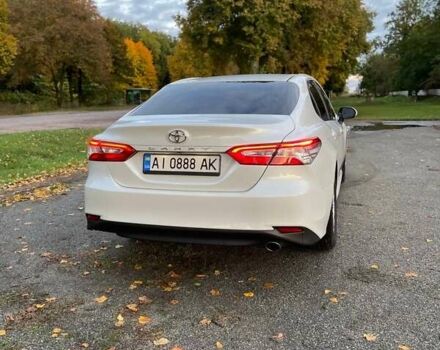Белый Тойота Камри, объемом двигателя 2.49 л и пробегом 150 тыс. км за 21000 $, фото 6 на Automoto.ua
