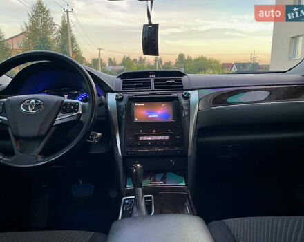 Белый Тойота Камри, объемом двигателя 2.5 л и пробегом 234 тыс. км за 17450 $, фото 31 на Automoto.ua