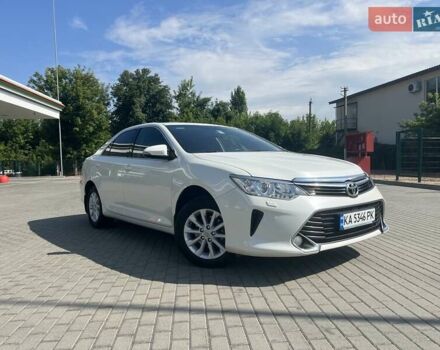 Белый Тойота Камри, объемом двигателя 2.49 л и пробегом 217 тыс. км за 17300 $, фото 94 на Automoto.ua