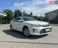 Белый Тойота Камри, объемом двигателя 2.49 л и пробегом 217 тыс. км за 17300 $, фото 94 на Automoto.ua