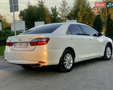 Белый Тойота Камри, объемом двигателя 2.5 л и пробегом 234 тыс. км за 17450 $, фото 18 на Automoto.ua