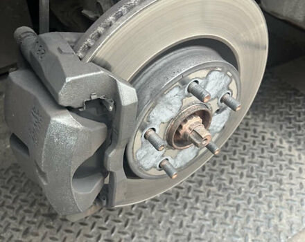 Белый Тойота Камри, объемом двигателя 2.49 л и пробегом 152 тыс. км за 21000 $, фото 25 на Automoto.ua