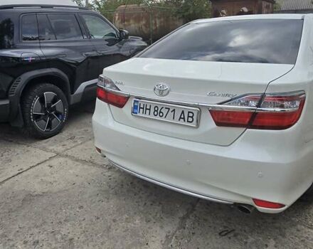 Белый Тойота Камри, объемом двигателя 2.49 л и пробегом 143 тыс. км за 20000 $, фото 2 на Automoto.ua