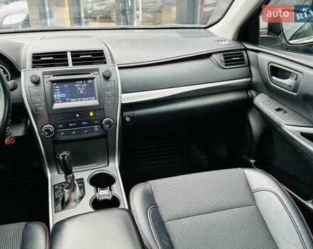 Белый Тойота Камри, объемом двигателя 2.5 л и пробегом 93 тыс. км за 16499 $, фото 22 на Automoto.ua