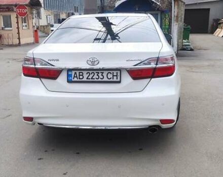 Білий Тойота Камрі, об'ємом двигуна 2.5 л та пробігом 194 тис. км за 19900 $, фото 3 на Automoto.ua