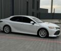 Белый Тойота Камри, объемом двигателя 2.5 л и пробегом 159 тыс. км за 17800 $, фото 7 на Automoto.ua