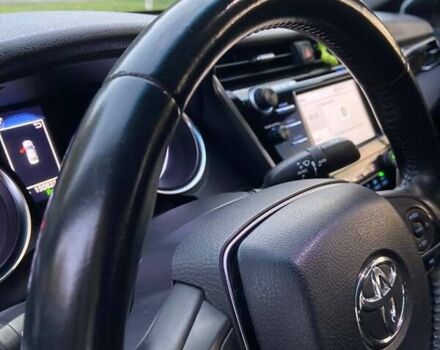 Белый Тойота Камри, объемом двигателя 2.49 л и пробегом 150 тыс. км за 21000 $, фото 23 на Automoto.ua