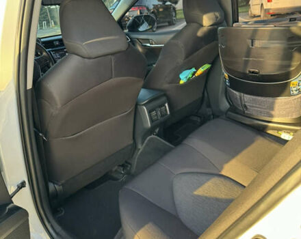 Белый Тойота Камри, объемом двигателя 2.49 л и пробегом 122 тыс. км за 21400 $, фото 18 на Automoto.ua