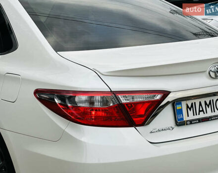 Белый Тойота Камри, объемом двигателя 2.5 л и пробегом 93 тыс. км за 16499 $, фото 14 на Automoto.ua