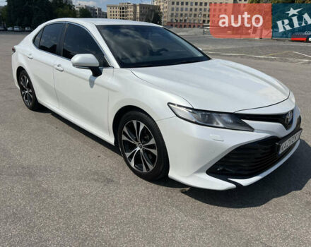 Білий Тойота Камрі, об'ємом двигуна 2.49 л та пробігом 139 тис. км за 21000 $, фото 2 на Automoto.ua