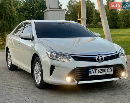 Белый Тойота Камри, объемом двигателя 2.5 л и пробегом 234 тыс. км за 17450 $, фото 6 на Automoto.ua