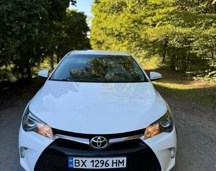 Белый Тойота Камри, объемом двигателя 2.5 л и пробегом 191 тыс. км за 13000 $, фото 4 на Automoto.ua