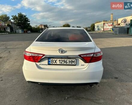 Белый Тойота Камри, объемом двигателя 2.5 л и пробегом 191 тыс. км за 13000 $, фото 20 на Automoto.ua
