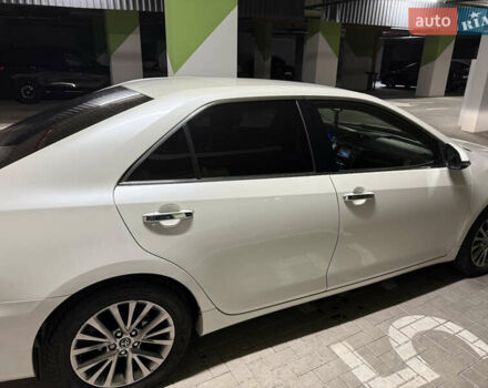 Тойота Камри 2017 в Львове на Automoto.ua Белый Тойота Камри, объемом двигателя 2.49 л и пробегом 148 тыс. км за 19300 $, фото 6 на Automoto.ua