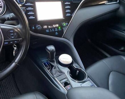 Белый Тойота Камри, объемом двигателя 2.49 л и пробегом 150 тыс. км за 21000 $, фото 21 на Automoto.ua