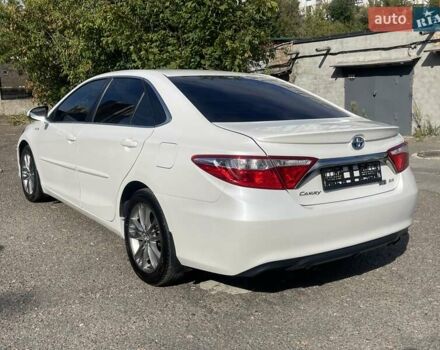 Білий Тойота Камрі, об'ємом двигуна 2.5 л та пробігом 158 тис. км за 15900 $, фото 13 на Automoto.ua
