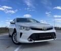 Білий Тойота Камрі, об'ємом двигуна 2.49 л та пробігом 180 тис. км за 16500 $, фото 1 на Automoto.ua