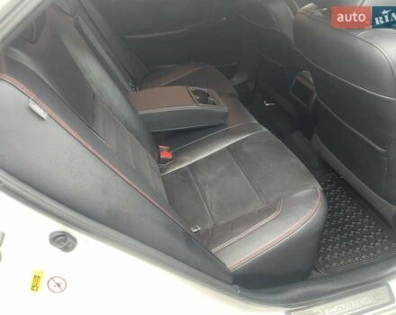 Белый Тойота Камри, объемом двигателя 2.5 л и пробегом 158 тыс. км за 15900 $, фото 27 на Automoto.ua