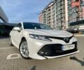 Белый Тойота Камри, объемом двигателя 2.5 л и пробегом 104 тыс. км за 21900 $, фото 1 на Automoto.ua