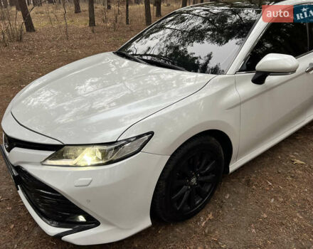 Белый Тойота Камри, объемом двигателя 2.49 л и пробегом 152 тыс. км за 21000 $, фото 5 на Automoto.ua