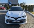 Білий Тойота Камрі, об'ємом двигуна 2.5 л та пробігом 144 тис. км за 17500 $, фото 1 на Automoto.ua