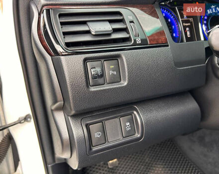 Белый Тойота Камри, объемом двигателя 2.49 л и пробегом 119 тыс. км за 20555 $, фото 25 на Automoto.ua