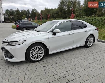 Білий Тойота Камрі, об'ємом двигуна 2.49 л та пробігом 199 тис. км за 22500 $, фото 2 на Automoto.ua