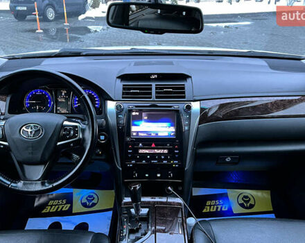 Білий Тойота Камрі, об'ємом двигуна 3.46 л та пробігом 148 тис. км за 20800 $, фото 13 на Automoto.ua