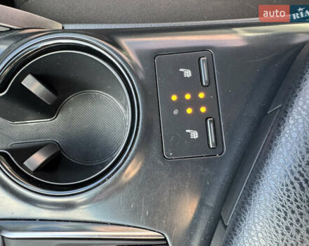 Белый Тойота Камри, объемом двигателя 2.49 л и пробегом 122 тыс. км за 21400 $, фото 15 на Automoto.ua