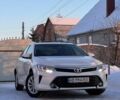 Белый Тойота Камри, объемом двигателя 2.5 л и пробегом 180 тыс. км за 16400 $, фото 1 на Automoto.ua