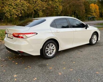 Белый Тойота Камри, объемом двигателя 2.49 л и пробегом 150 тыс. км за 21000 $, фото 4 на Automoto.ua