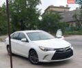 Белый Тойота Камри, объемом двигателя 2.5 л и пробегом 105 тыс. км за 17000 $, фото 1 на Automoto.ua